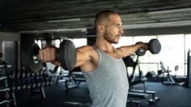 【肩トレ】肩の筋肉である三角筋を鍛えよう！　小顔効果や基礎代謝量アップに効果的のトレーニング