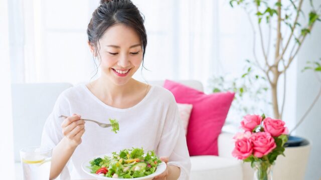 基礎代謝を上げる方法｜女性が食事で見直したい習慣